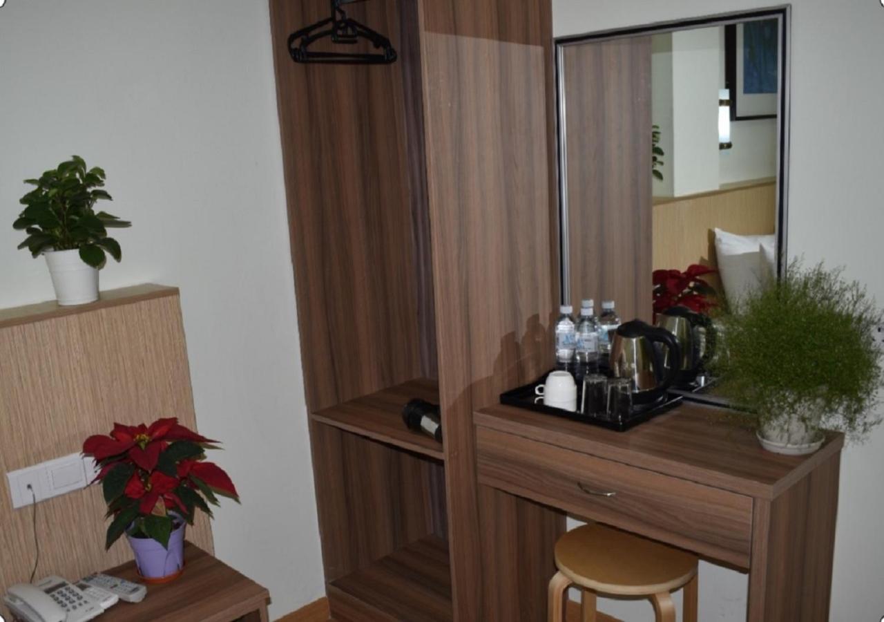 Eco Hotel At Bb Kuala Lumpur Exteriör bild